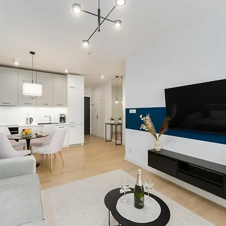 Polanki Aqua Nielimitowany Dostęp Do Basenów - Miejsce Postojowe Free Apartamento