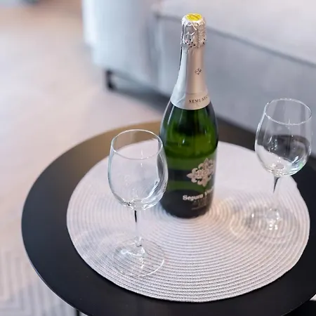 Polanki Aqua Nielimitowany Dostęp Do Basenów - Miejsce Postojowe Free Apartamento