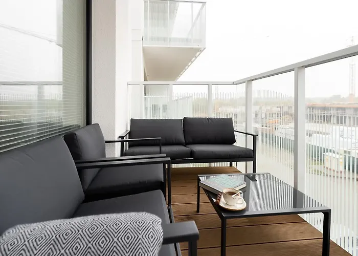 Polanki Aqua Nielimitowany Dostęp Do Basenów - Miejsce Postojowe Free *